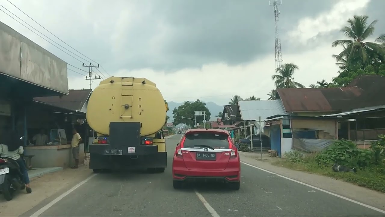 Perjalanan Menuju Perantauan di Pasar Tarusan - Pesisir Selatan, Kampuang Sia Ko Sanak..?