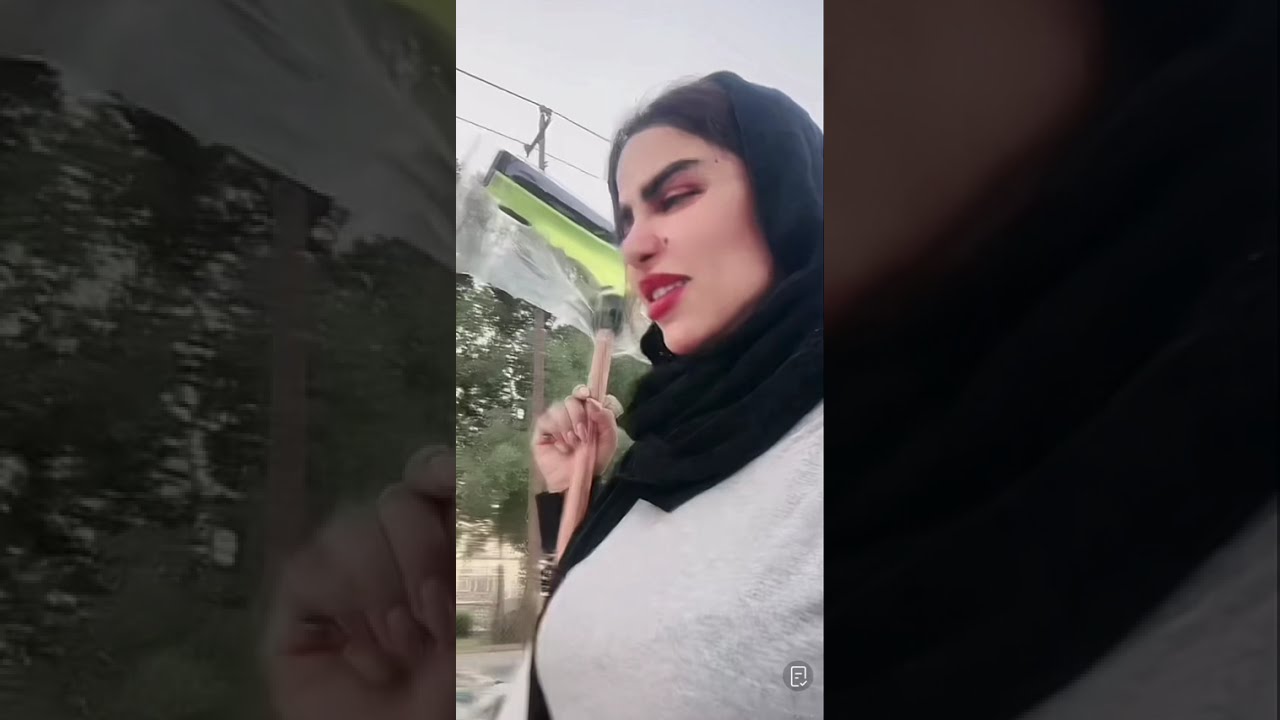 رجعت من صيدليه اشتريت علاج لعلاوي لكيته سايب بالشارع وتكولن ليش تقسين وياه شوفن بله#زينب