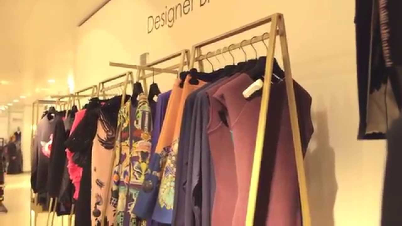 Festive Season - Vernieuwde afdeling Damesmode in de Bijenkorf Amsterdam
