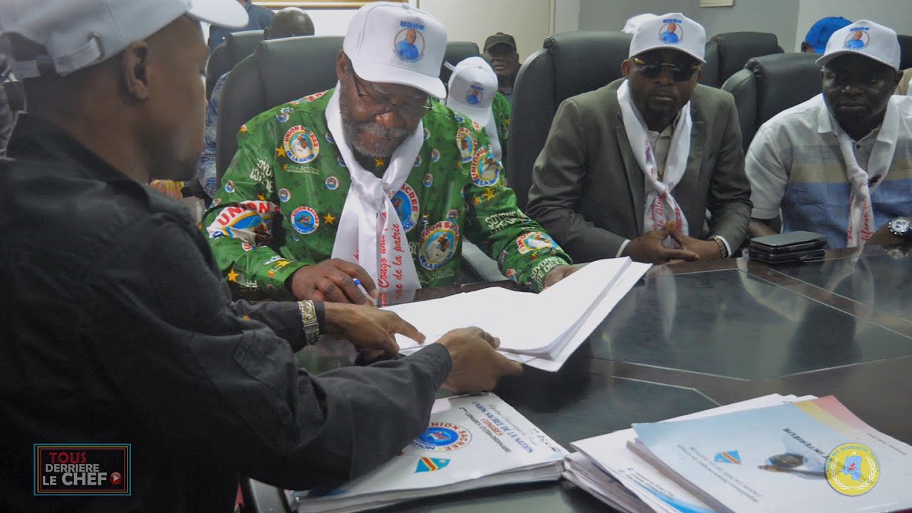 #l'EXCELLENCE DOMINIQUE MWAMBAY PAPA RIGO UDRe| SIGNE LA NVELL CHARTE DE L'UNION SACRÉE, JACOB MBOYO