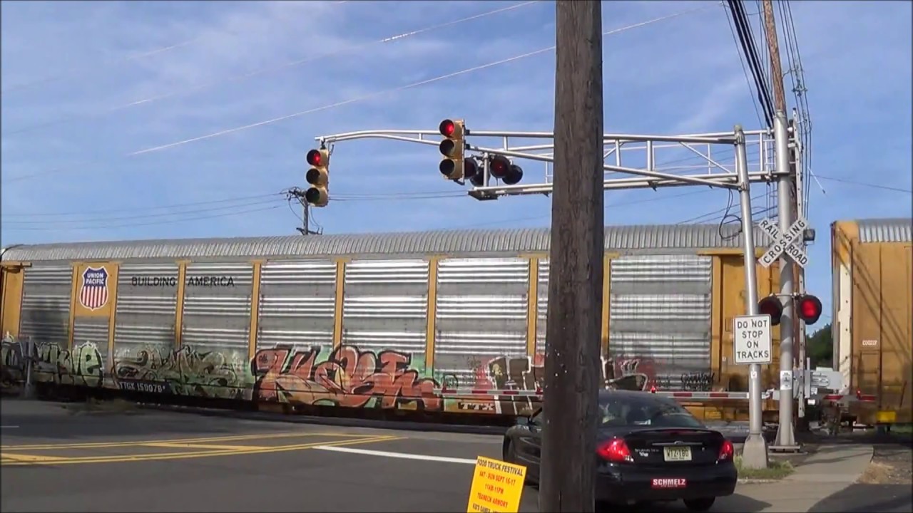 New Bridge Road Railroad Crossing, Bergenfield, NJ