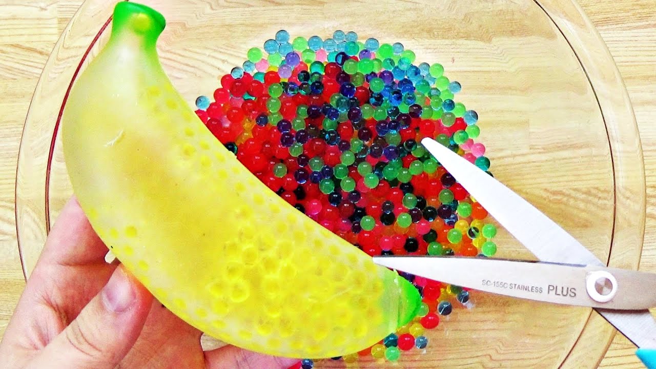 【DIY】つぶつぶ系のスクイーズをハサミで切る！その中身でスライムを作る！