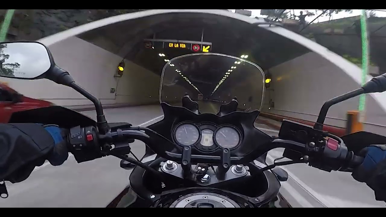 Viaje de Pereira a Bogota! Pasando por los tuneles de la linea | Vstrom 650 DL