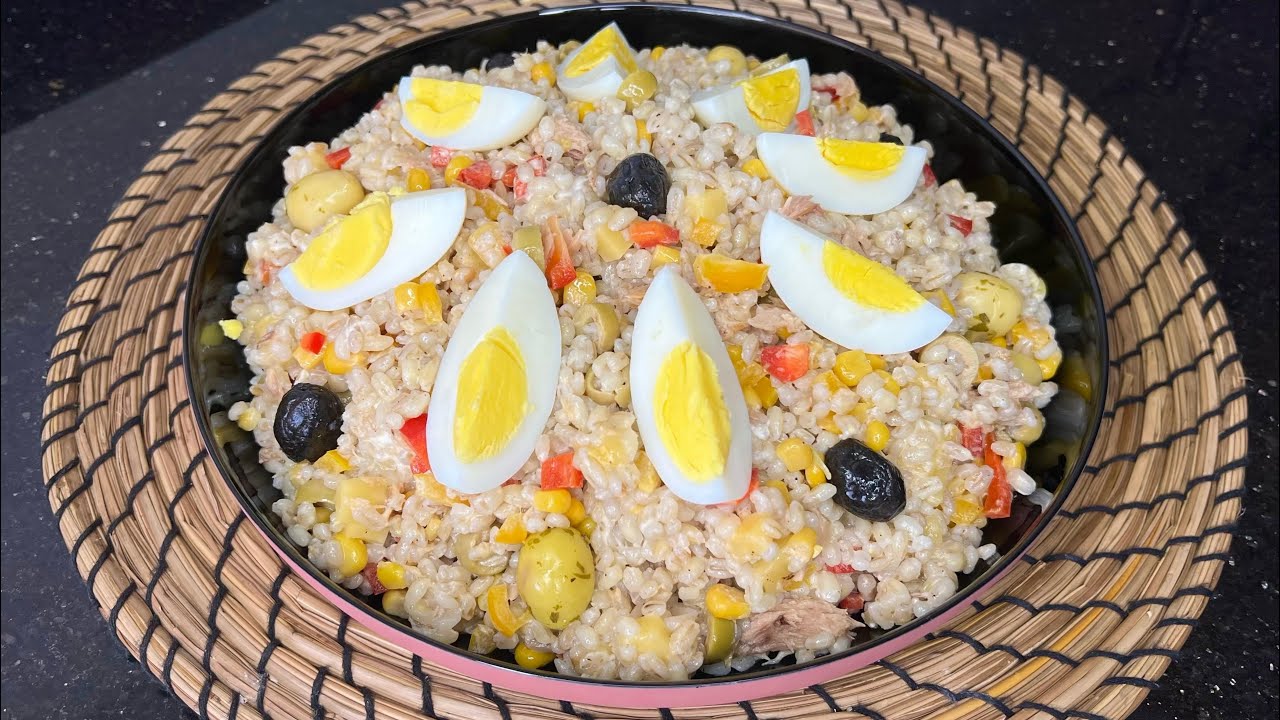 سلطة القمح  او إبلي  بالخضر و التونة سريعة التحضير و مغذية👌شهيوات رمضان 😋