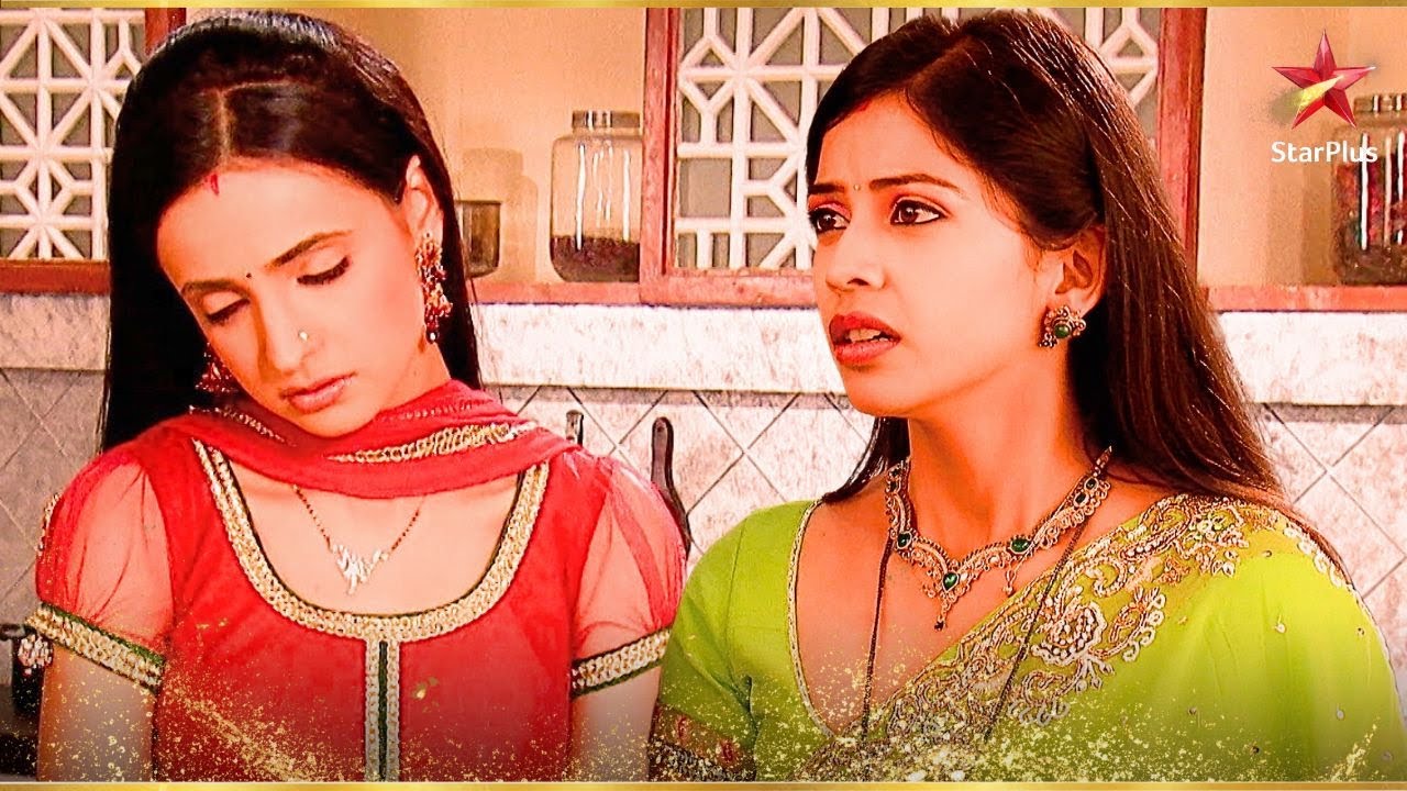 Khushi खड़े होकर क्यों सोती थी? | Iss Pyar Ko Kya Naam Doon