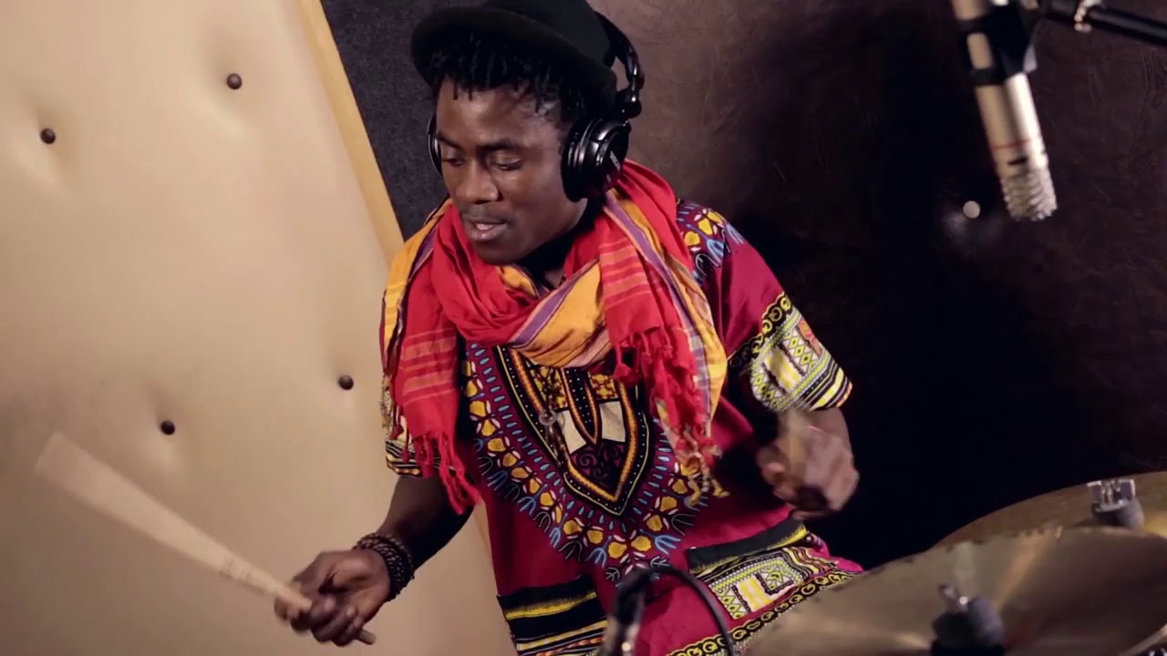 Artville Live Sessions Feat.  Christian Kibamba