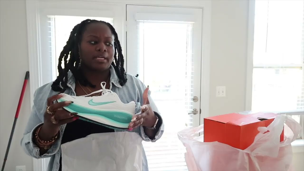 Weekly Vlog: Morning Routine, HomeGoods Finds & New Walking Shoes