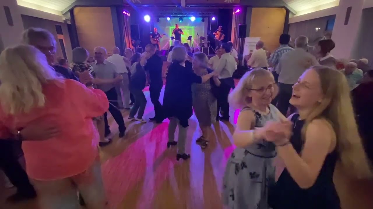 Maitanz 2024 in Königsbrunn - Akustik 3 Band - KV Augsburg Banater Schwaben