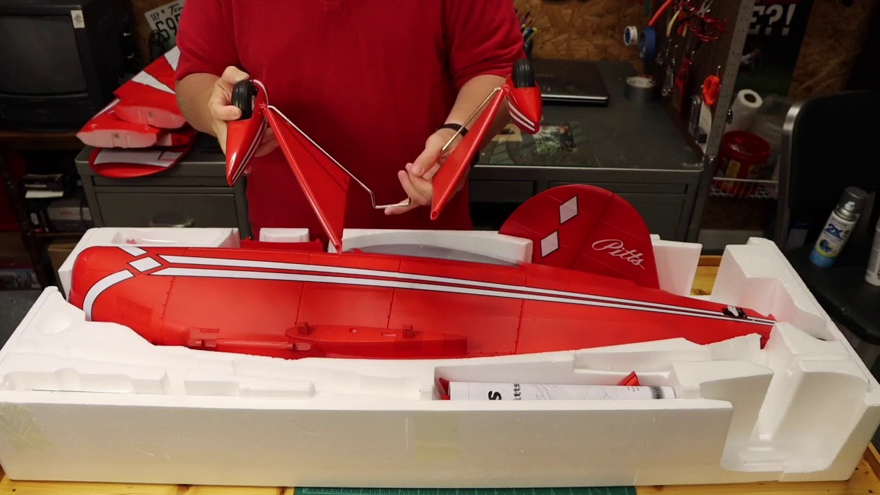 FMS Pitts V2 1400mm Unboxing