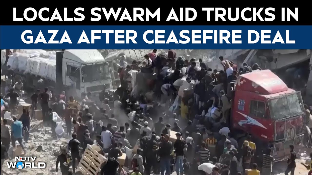 Israel Gaza Ceasefire | Locals Swarm Aid Trucks In Gaza After Ceasefire Deal, Grab Supplies