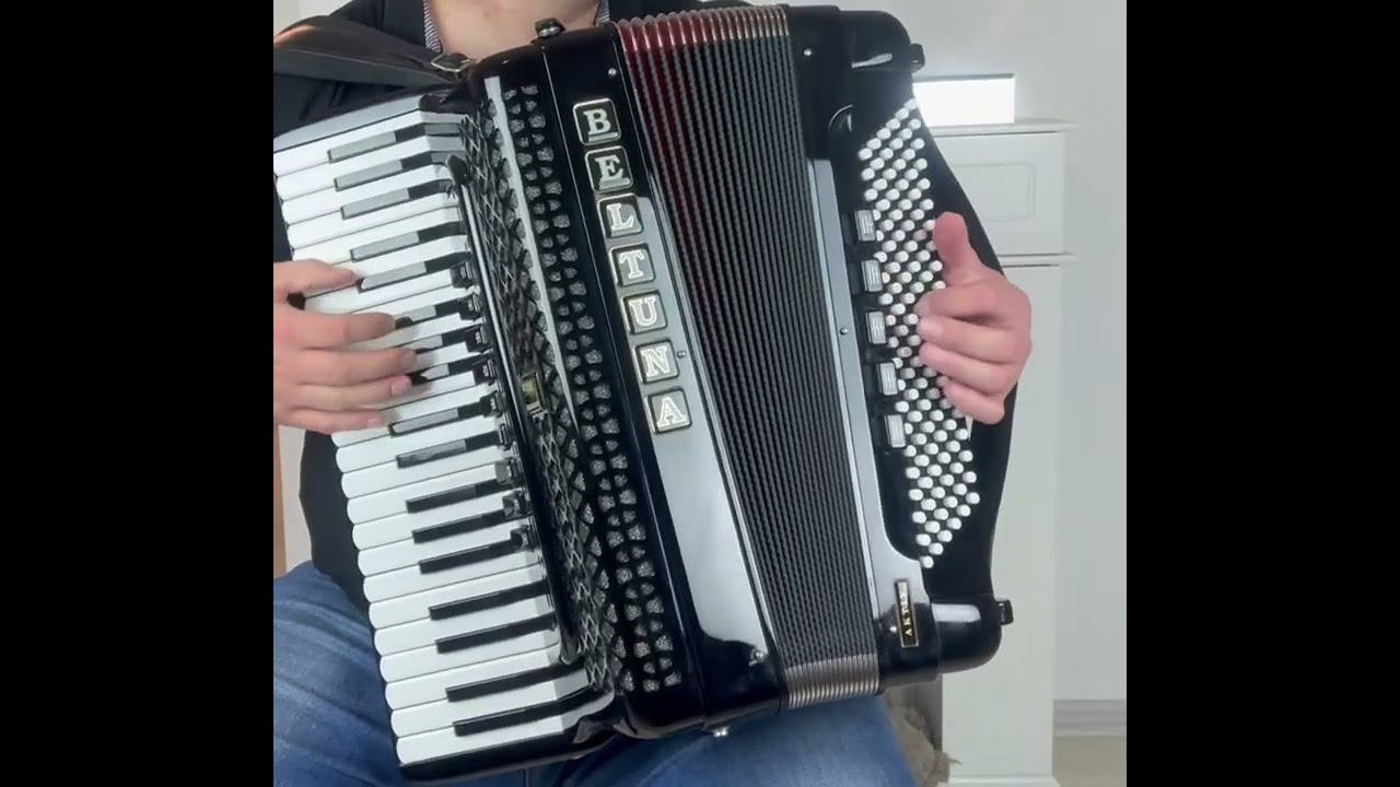 Akordeon włoski Beltuna 120/4/5 Musette