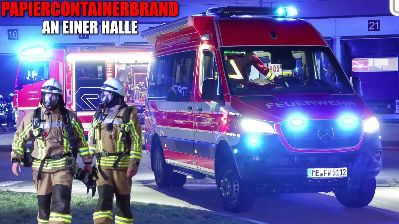 [PAPIERCONTAINER BRANNTE AN HALLE!] - Gebäude verraucht - Abrücken zum Paralleleinsatz - Langenfeld