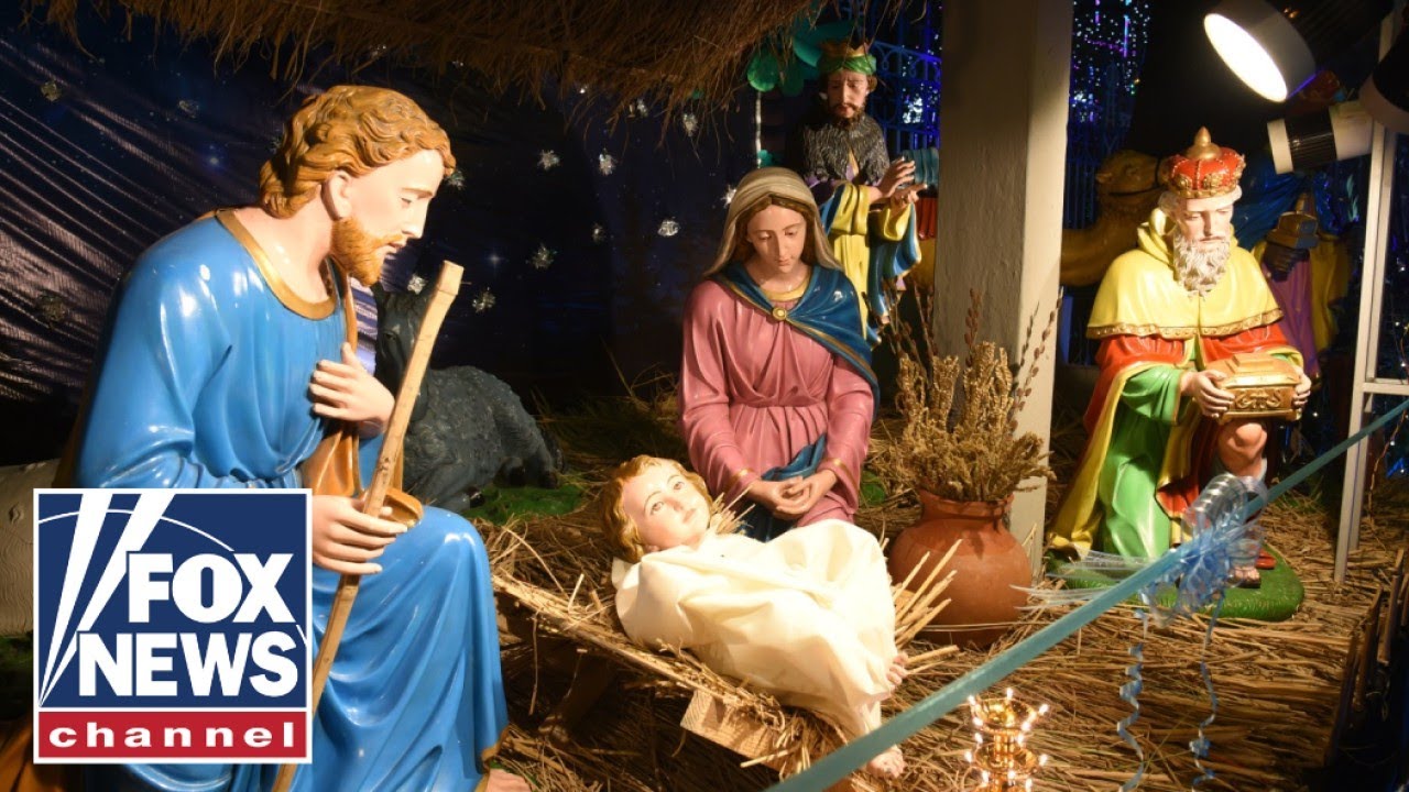 Nativity scene fight erupts in SC town after mayor&rsquo;s takedown order