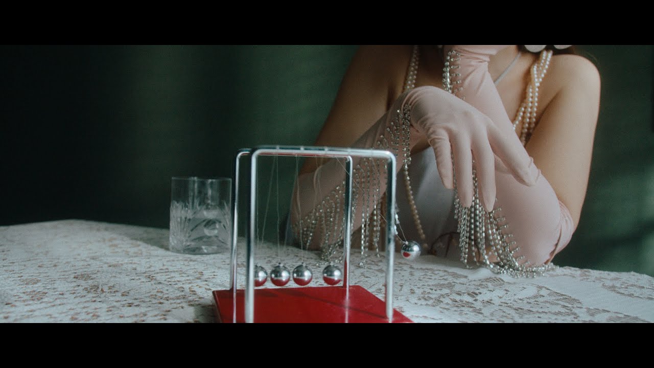 NELA - Sto godina [Official Music Video]