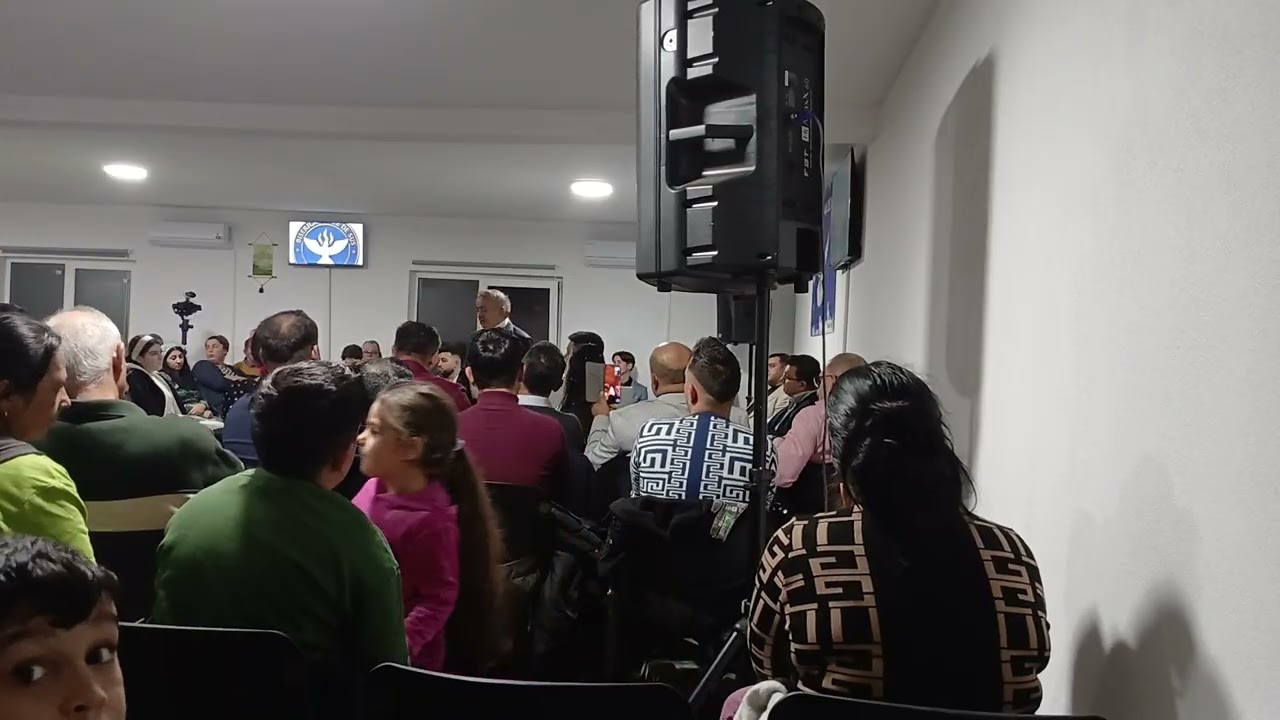 Odaia de sus p4