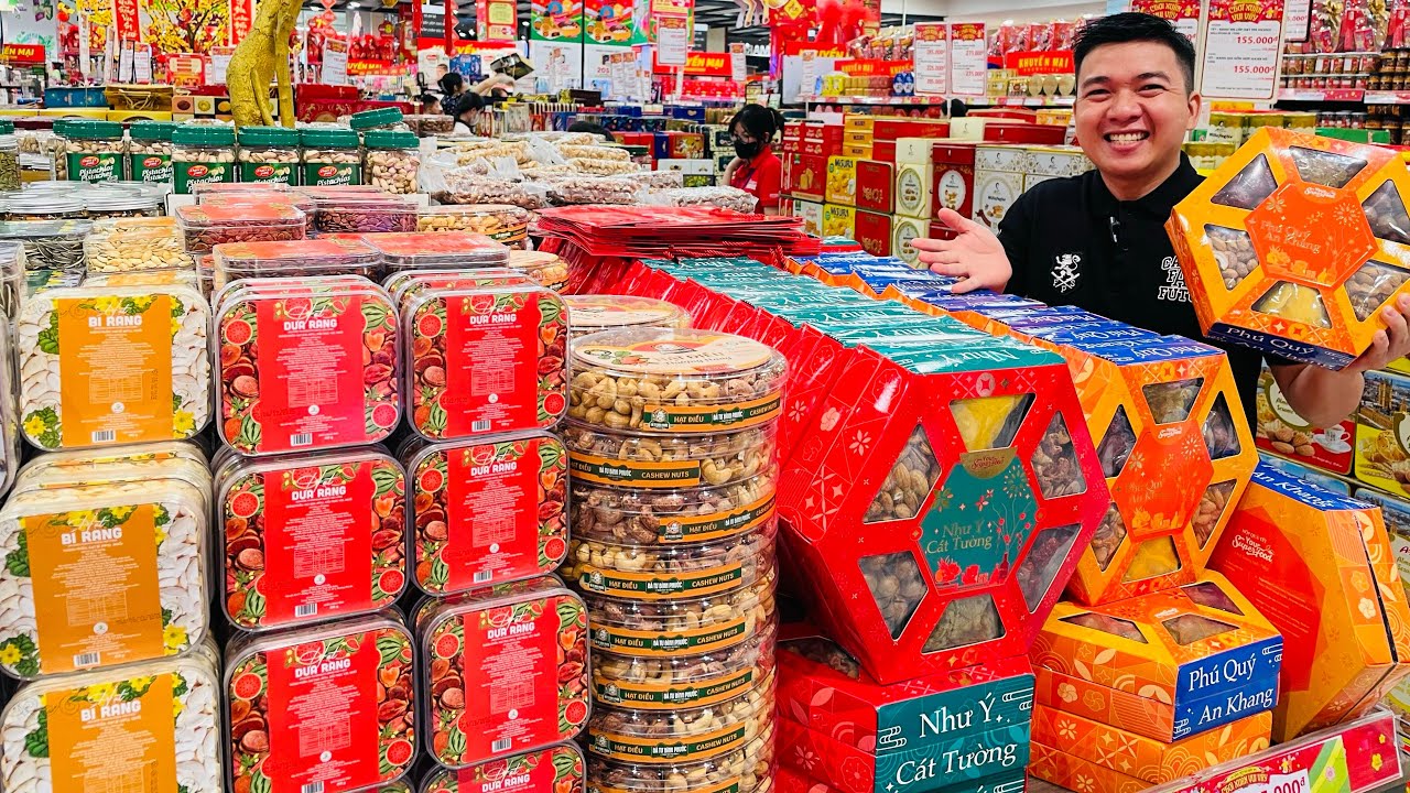 Quá Đã SIÊU THỊ BÁNH MỨT TẾT Nội Ngoại Nhập Bà Con Phát Cuồng Tha Hồ Chọn 