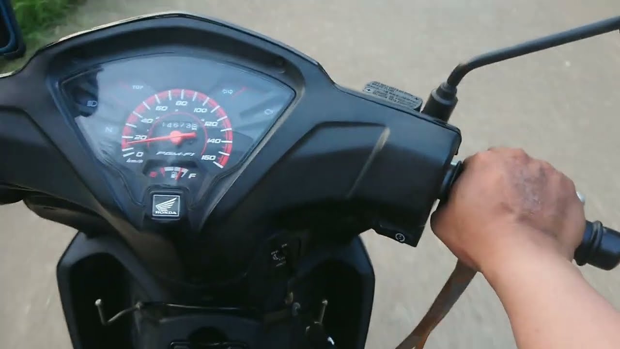 MOTOR HONDA REVO TERASA OLENG SAAT JALAN GEAL GEOL SEPERTI BAN BOCOR