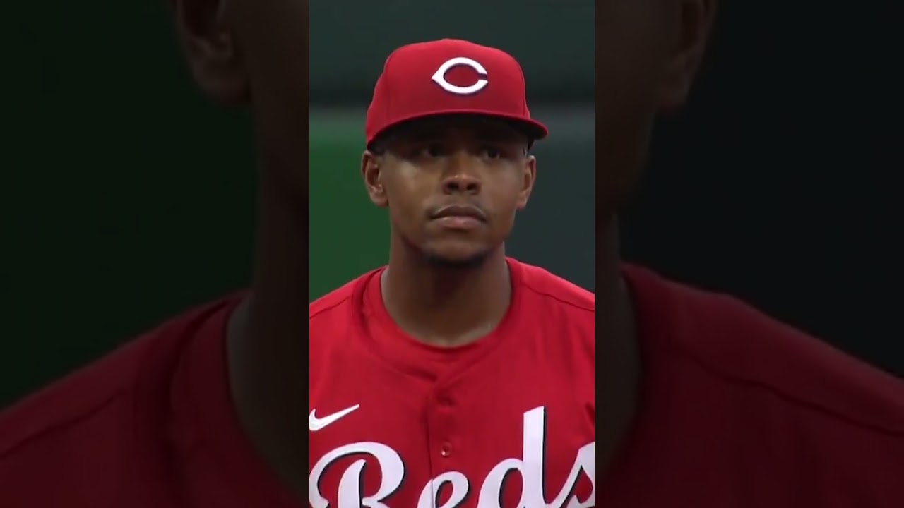 Ke'Bryan Hayes was still in his Pirates gear when he launched his first homer for the Reds 💫