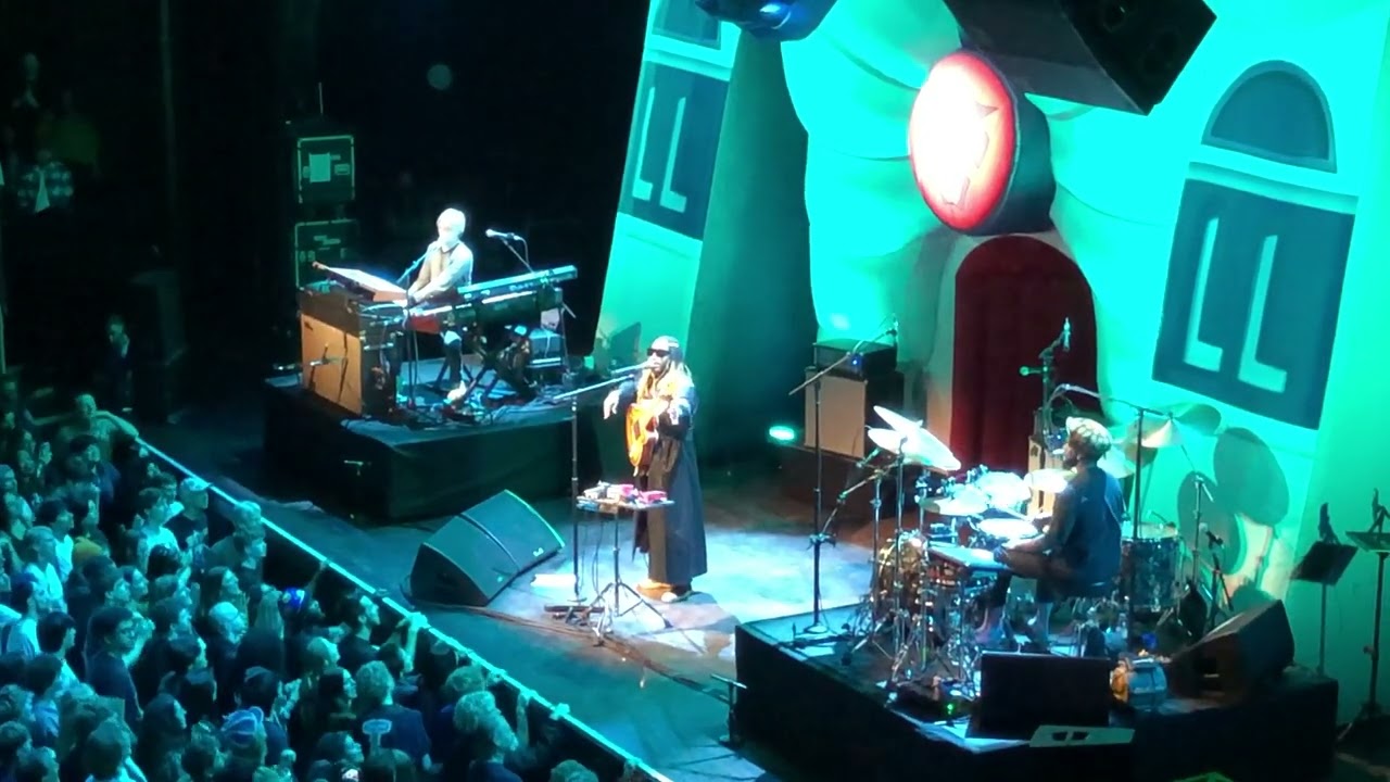 THUNDERCAT ‘Overseas’ @ Ronda Vredenburg Utrecht 03-14 2026