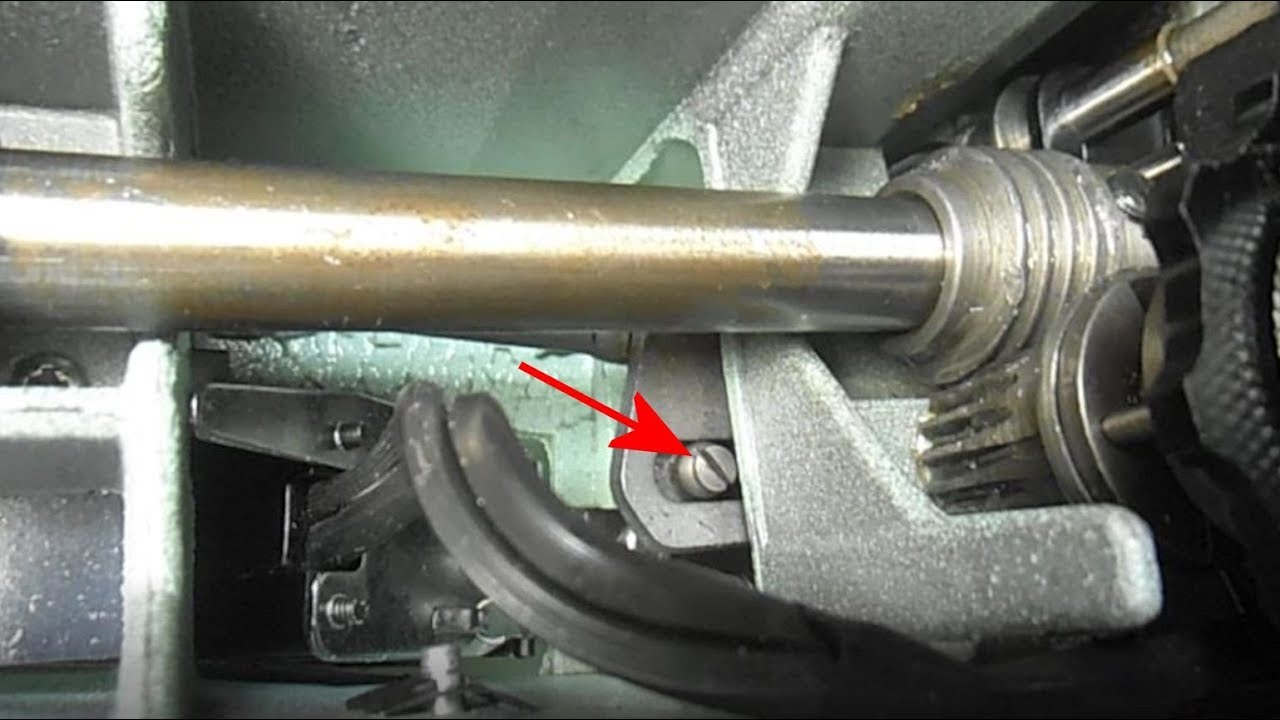 How to Adjust the Stitch Width Lever for Maximum Width on a Singer Model 338