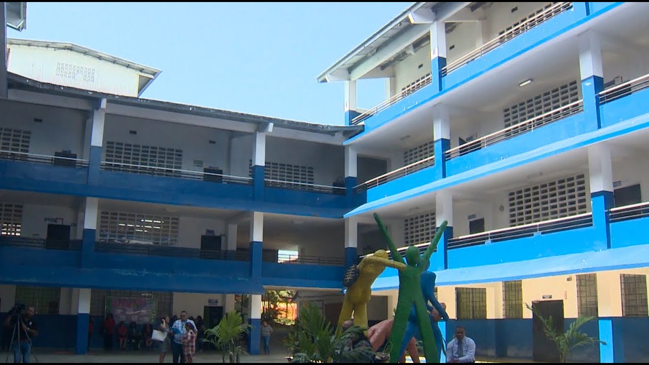 Docente del Colegio Beckmann que viajó a Europa inició los contagios de coronavirus