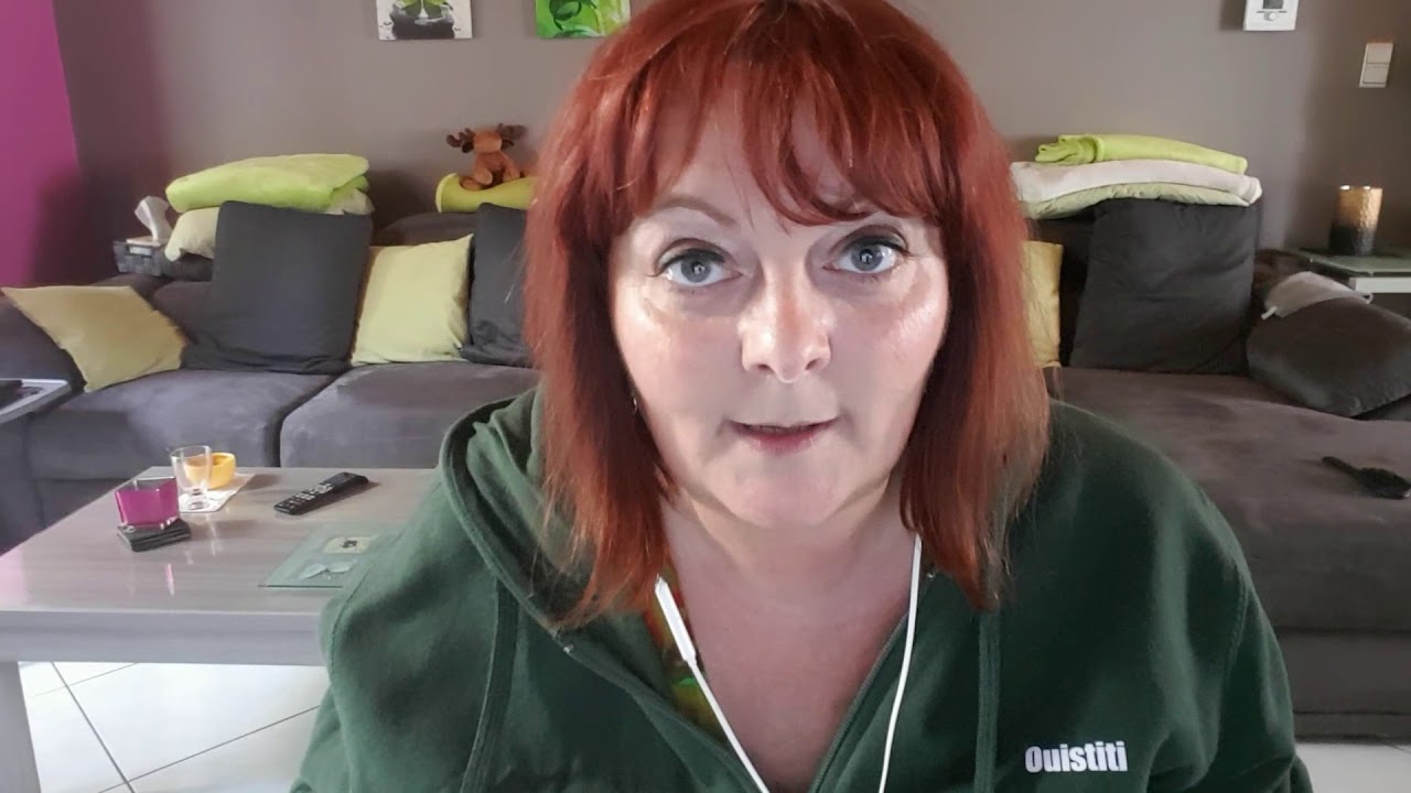 ASMR FRANCAIS (Blessure à l'école en soft spoken)