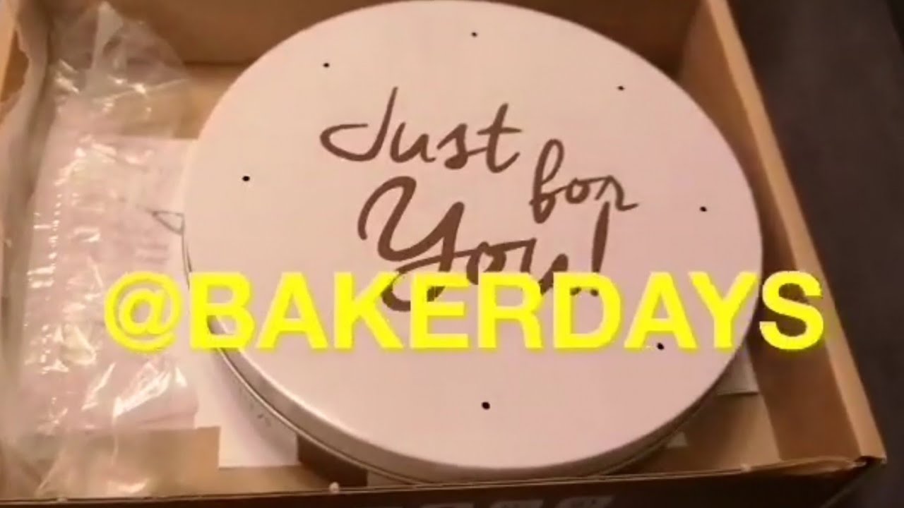 Bakerdays Letterbox Lemon Drizzle Cake Review