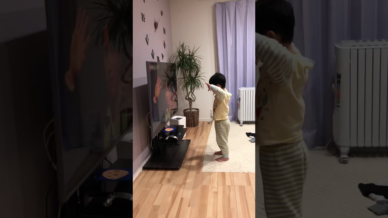 田中のナンパを踊る弟の彪雅（ひょうが）君　３歳