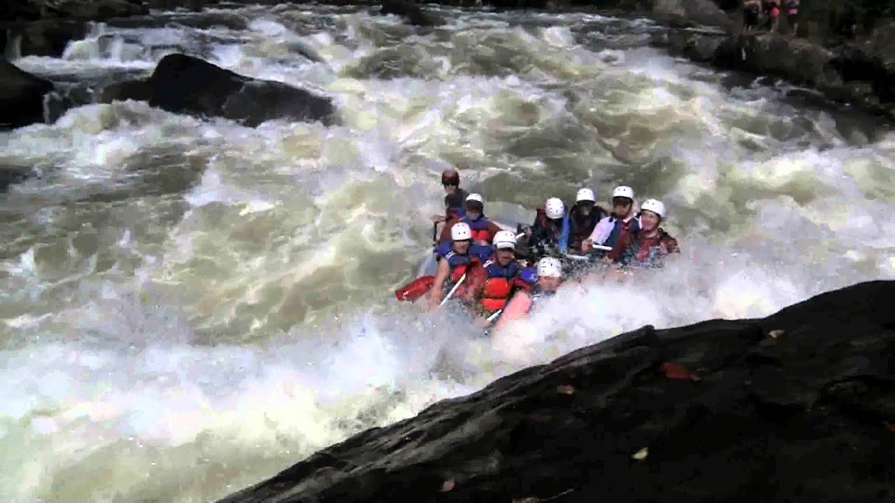 Upper Gauley River - Pillow Rock | Class VI | West Virginia Whitewater Rafting