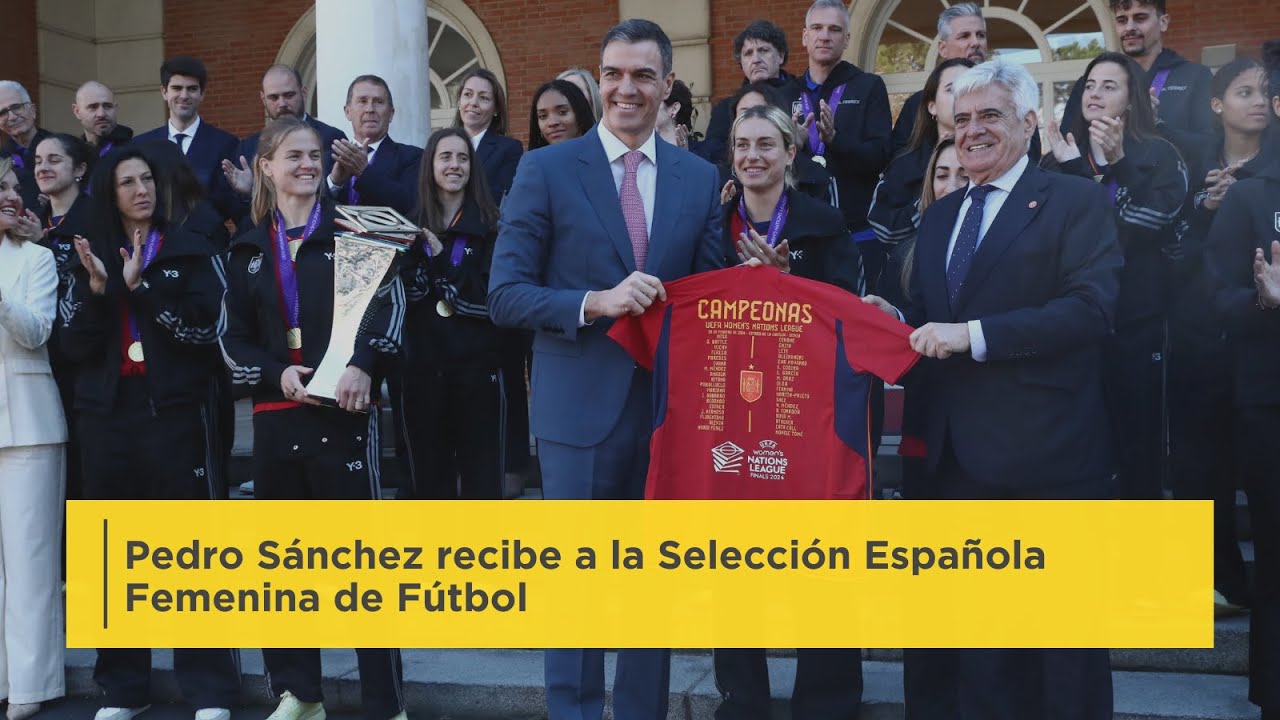 El presidente del Gobierno recibe a la Selección Española Femenina de Fútbol