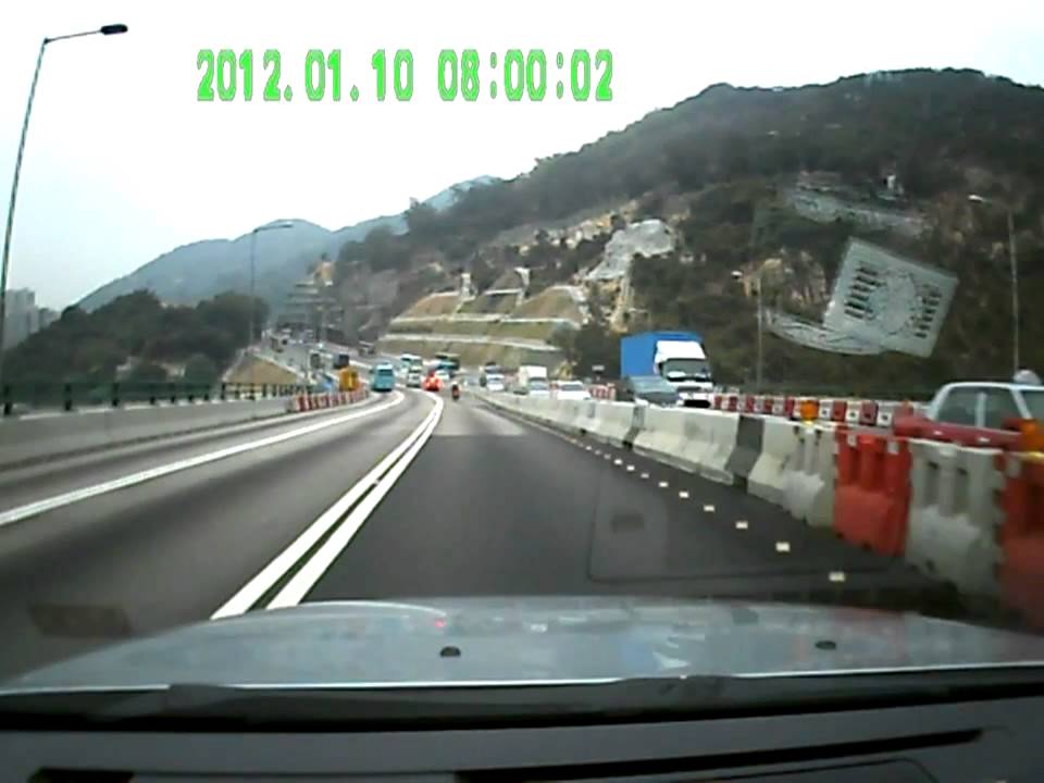 [backup] 快線L 在屯公快線慢行阻街，被交通警員抄牌 Part I