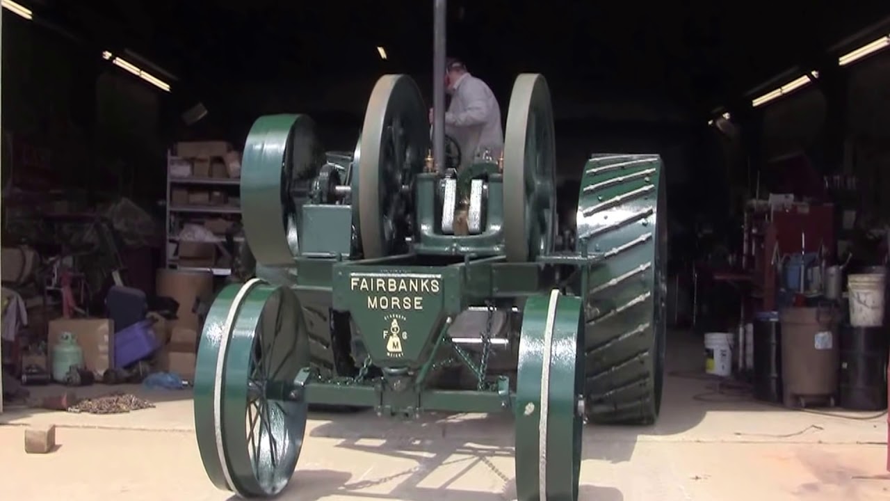 Hand Starting 1913 Fairbanks Morse Tractor 25 HP