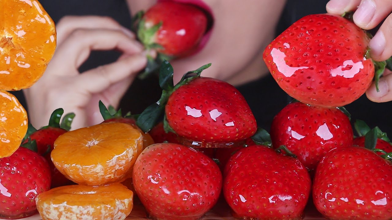 ASMR Tanghulu candied fruits 귤, 딸기 탕후루 리얼사운드먹방 Mukbang Kẹo trái cây フルーツ飴