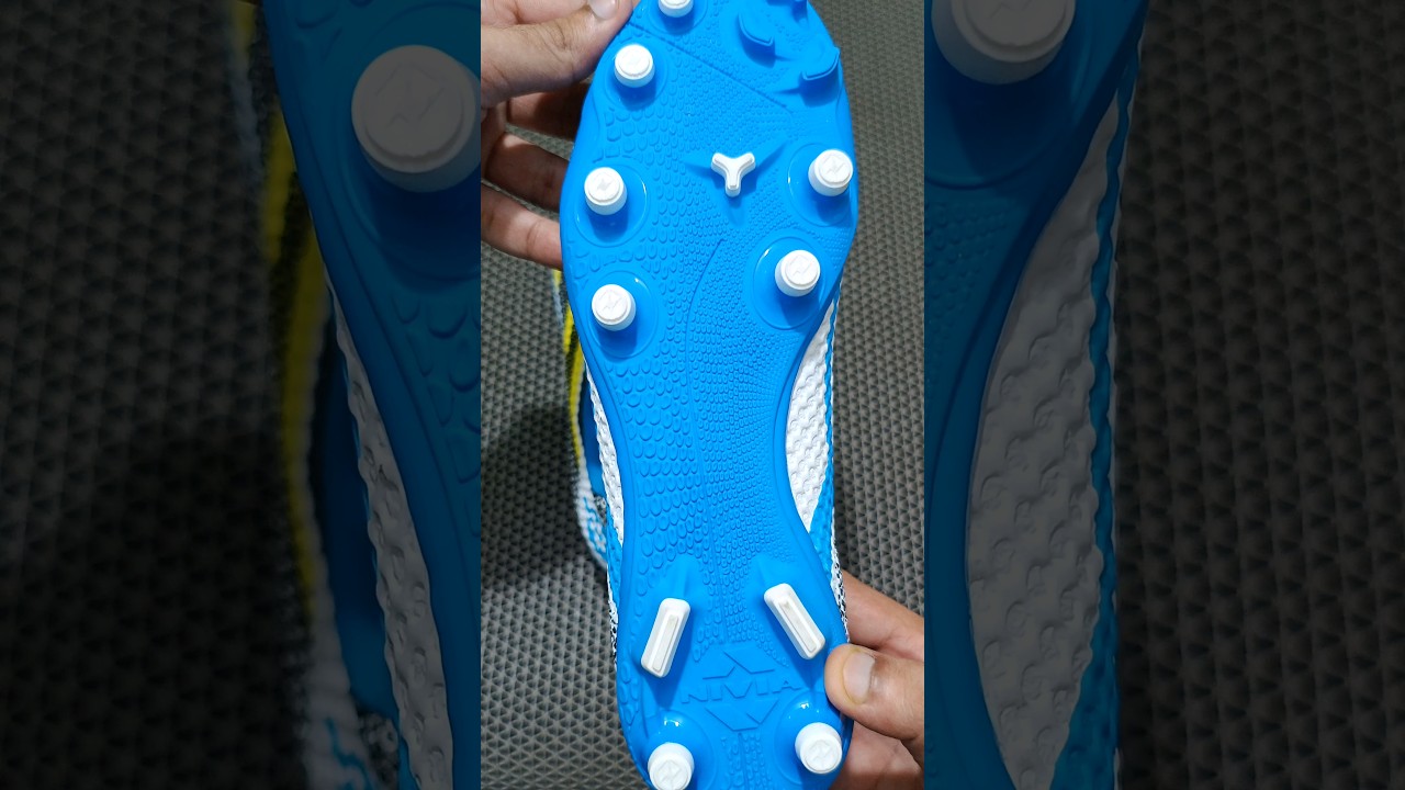 Nivia Dagger Football Shoes 📦🗡️✨ (White/Blue) 
