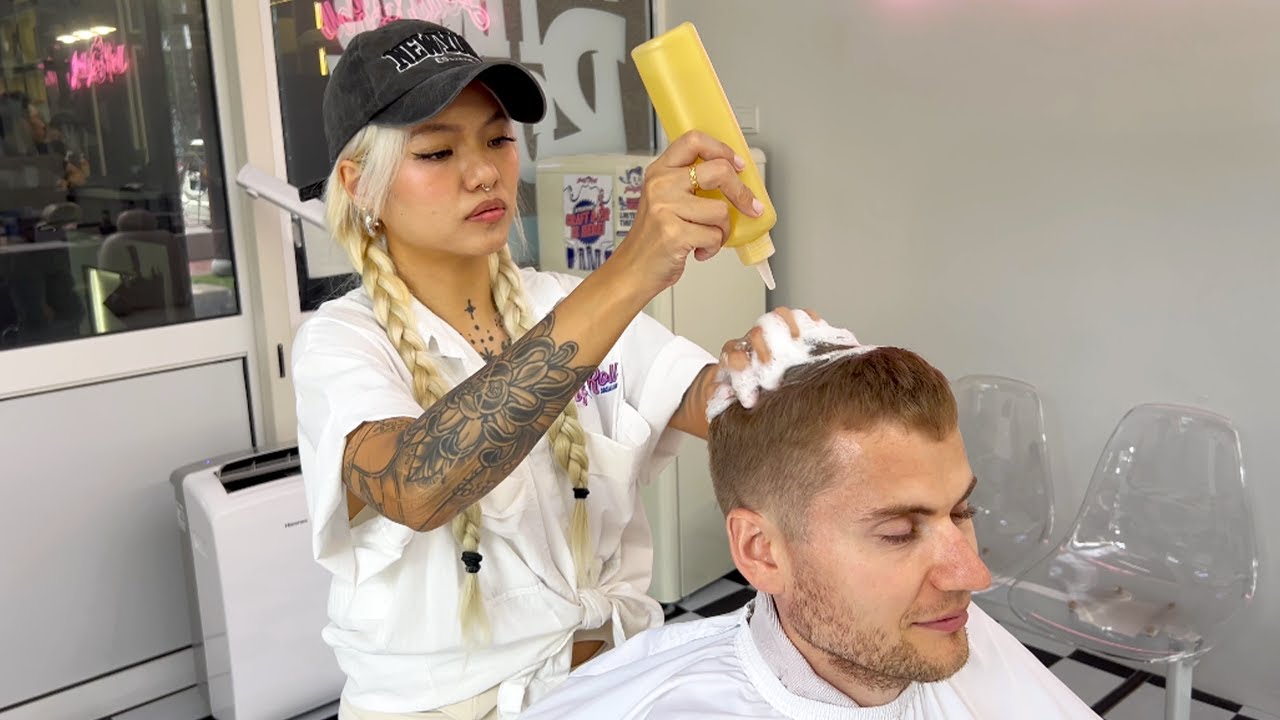 💈✂️ BARBER LADY spoils me with FULL SERVICE in Kuala Lumpur 🇲🇾 Haircut, Shave and Massage (ASMR)
