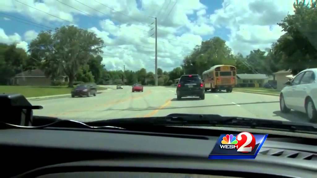 Officers focus on drivers who ignore stopped school buses