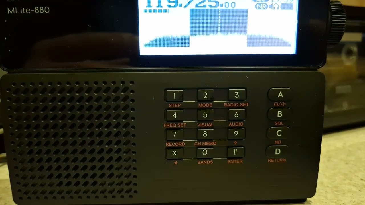 Malahit litemaladsp mlite-880 vs yaesu ft-1xd vhf airband external antenna