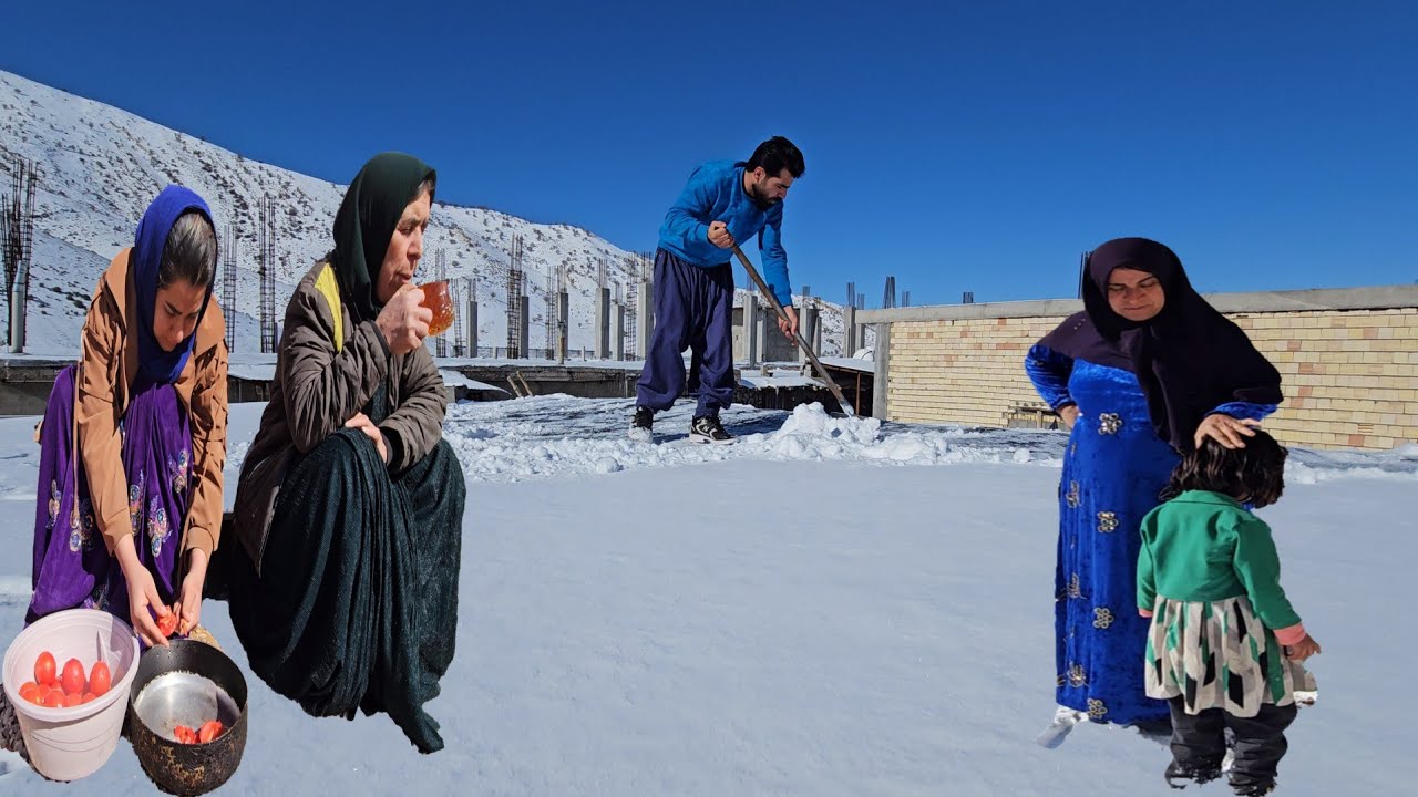 Heavy snowfall in the heart of the mountains. The indescribable joy of Zahra's nomadic family ❄️🏔️