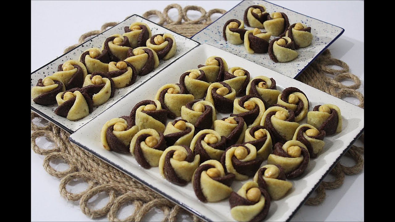 YAPMASI ÇOK KOLAY ✌  LEZZETİ ŞAHANE İKİ RENKLİ GÜL TATLISI 👌🏻 EN KOLAY İKİ RENKLİ TATLI TARİFİ ❤