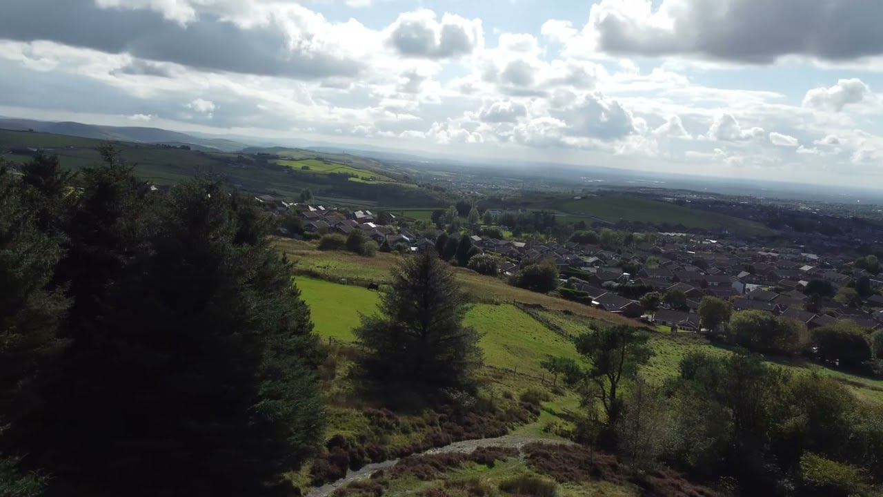  Besom Hill – Stunning Drone Views Over Greater Manchester 🇬🇧