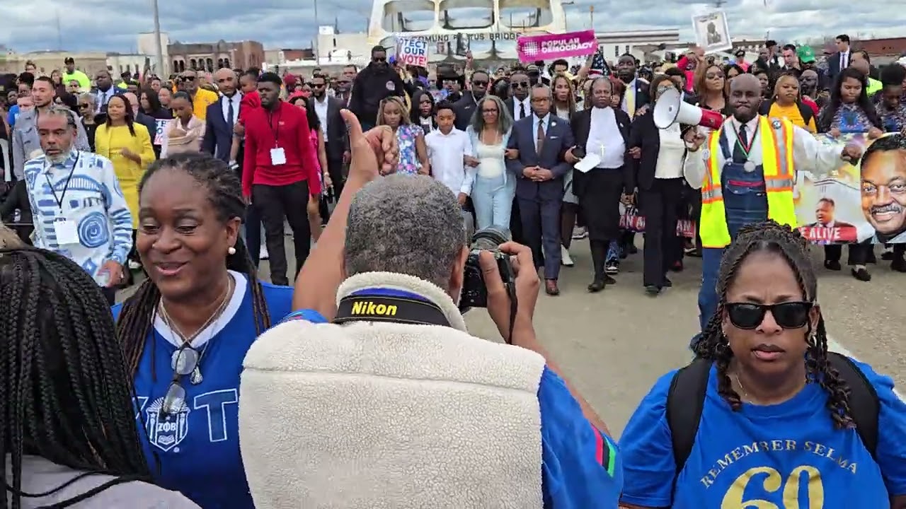 Selma 61st Bridge Crossing Full March #bloodysunday