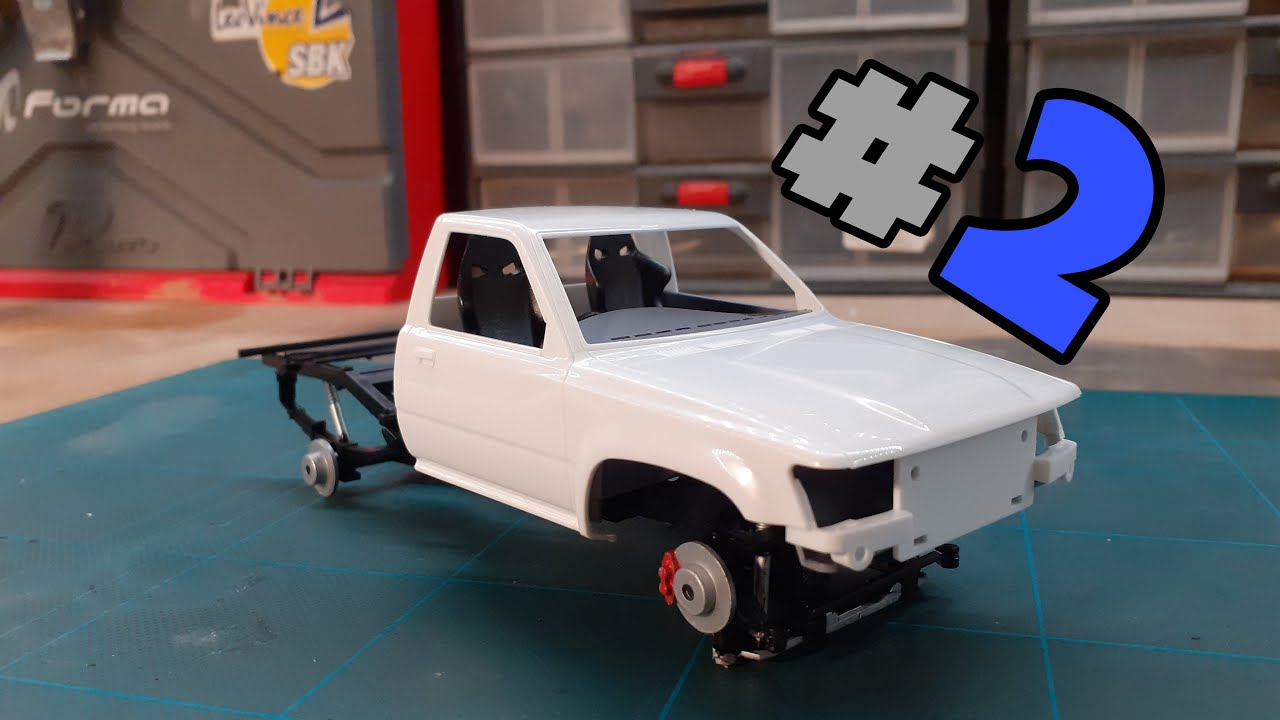 Aoshima 1:24 Toyota Hilux RN80 Custom Pickup (Part 2)