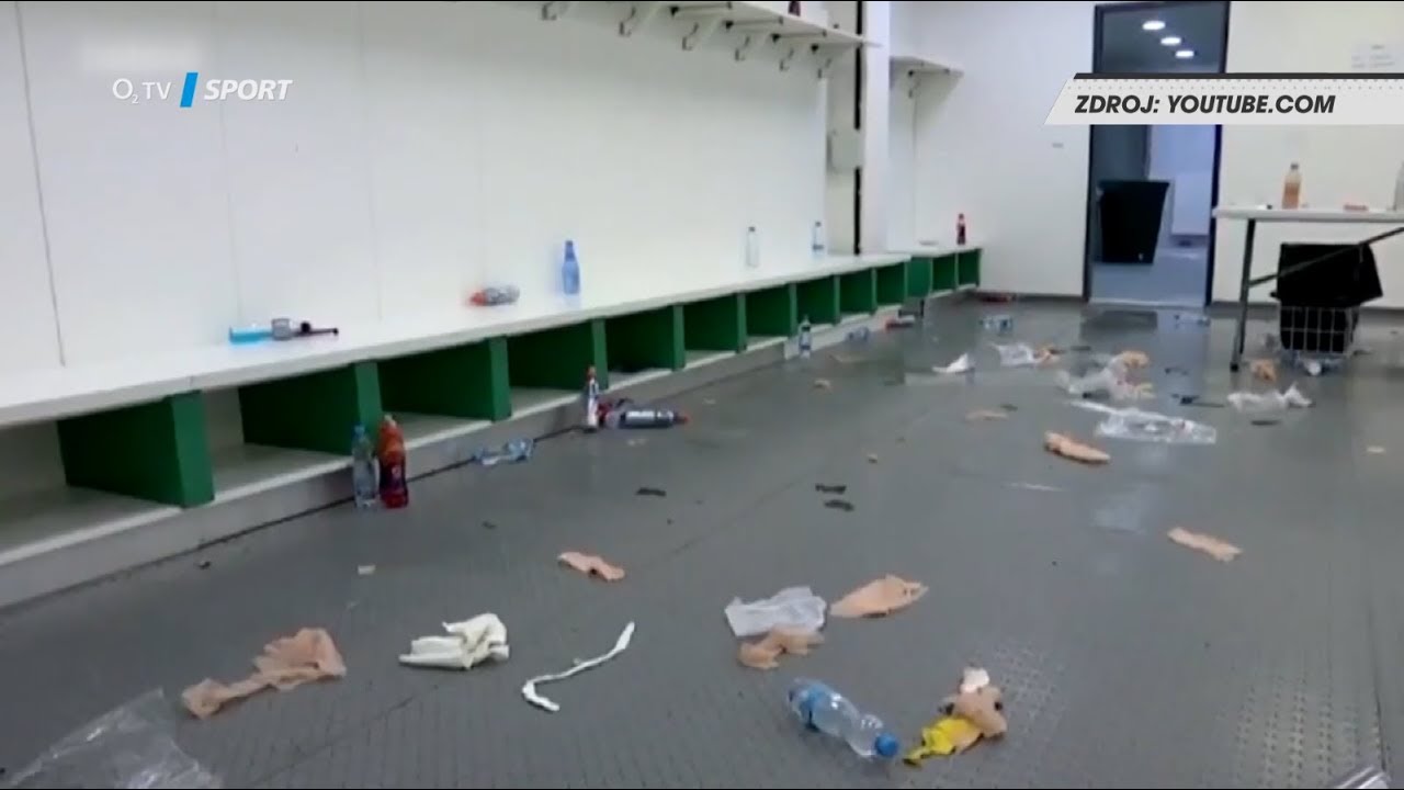 TIKI-TAKA: Šatna Barcelony? Zůstal tam pěkný nepořádek