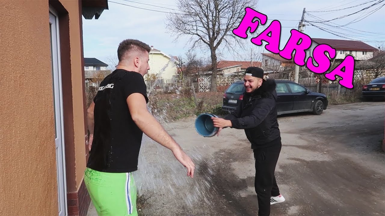 FARSA!AM ARUNCAT O GALEATA CU APA PE ANDY💦