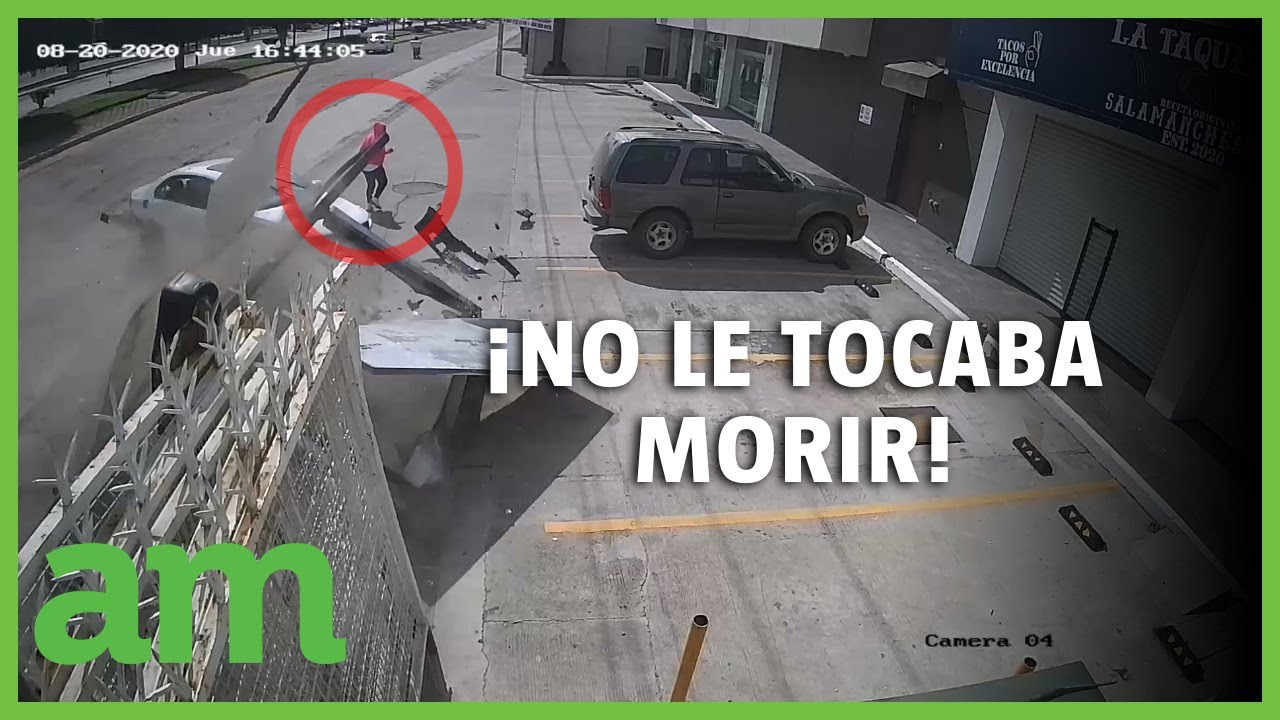 &iexcl;NO LE TOCABA! Mujer se salva de ser atropellada
