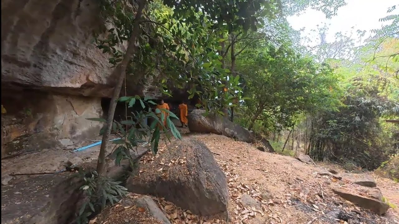 ถ้ำรัตนะ ผา ๗,บ้านทับทิมสยาม ๐๗,ตำบลบักดอง อำเภอขุนหาญ จังหวัดศรีสะเกษ