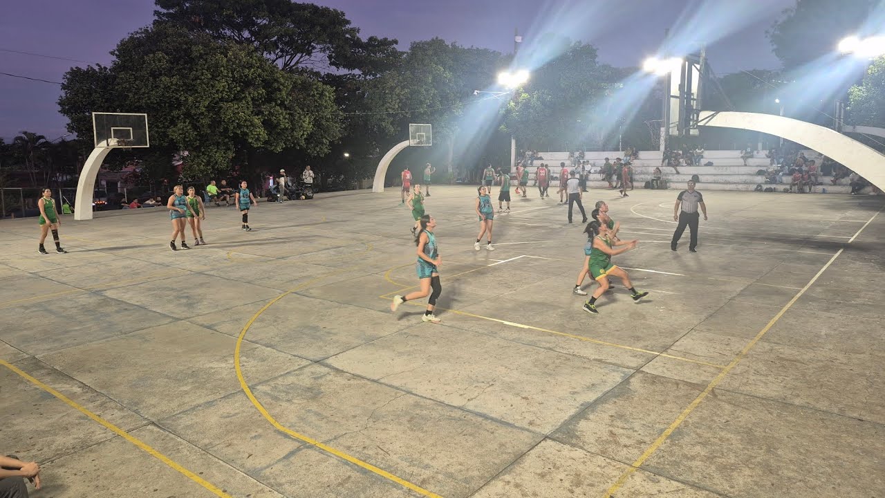 Nos fuimos para el Redondel Del Palmar 🏀🏀🏆 miren que paso