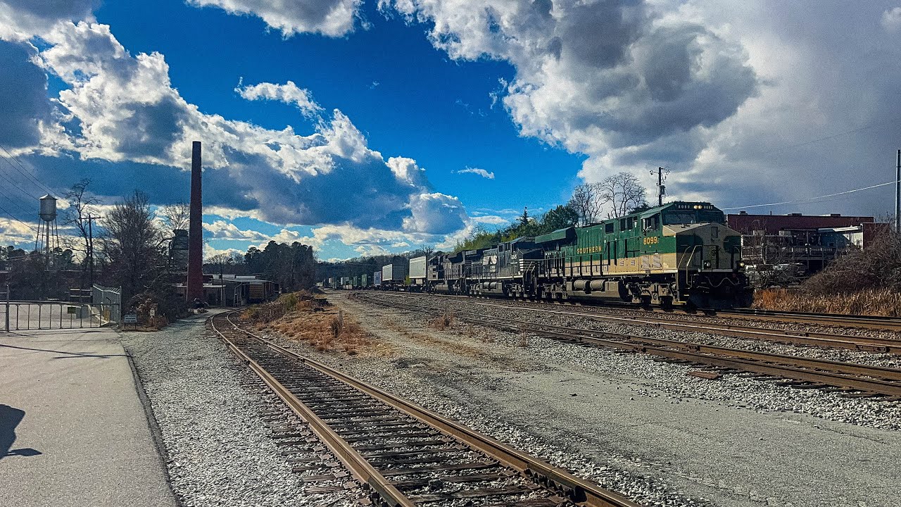 1st Trains of 2026 Between Reidsville & Jamestown Feat Heritage Units Foreign Power & More 
