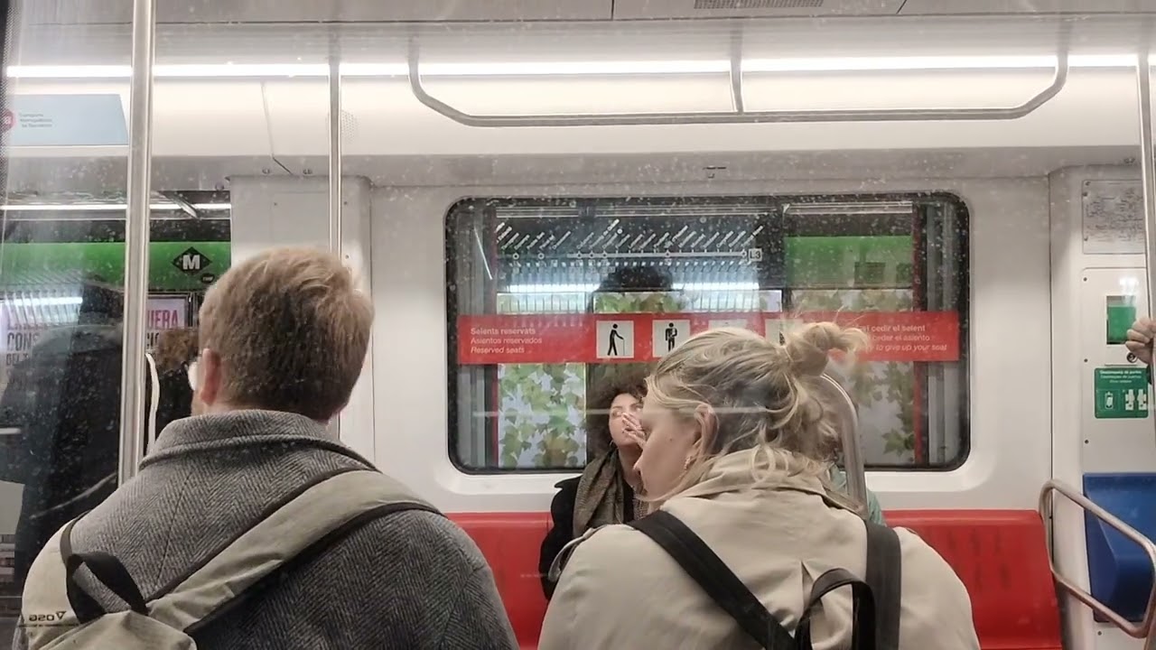 Metro Barcelona L3 Trayecto de Sants Estació a Vall d'Hebron Serie 2021