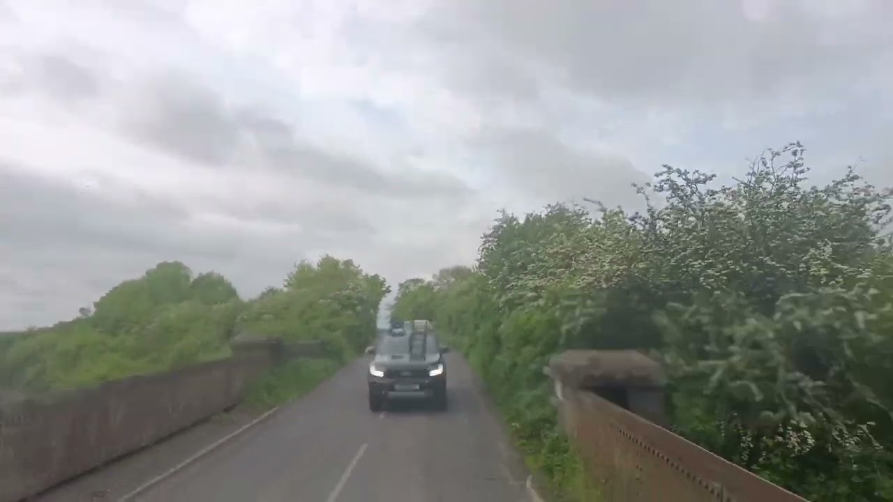 🇬🇧 BUS JOURNEY | Red Rose Travel 17: Bicester ➔ Aylesbury